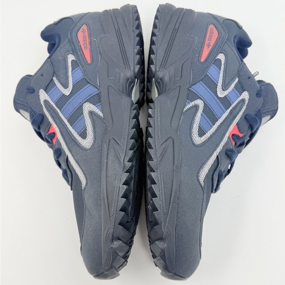 Adidas Men's Dark Blue and Red Sneakers Size 11 - Picture 11 of 14